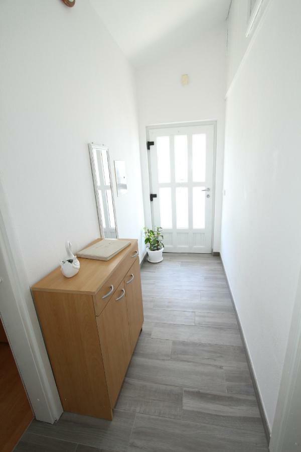 Kuca-Eldic Apartment Rogoznica  Bagian luar foto